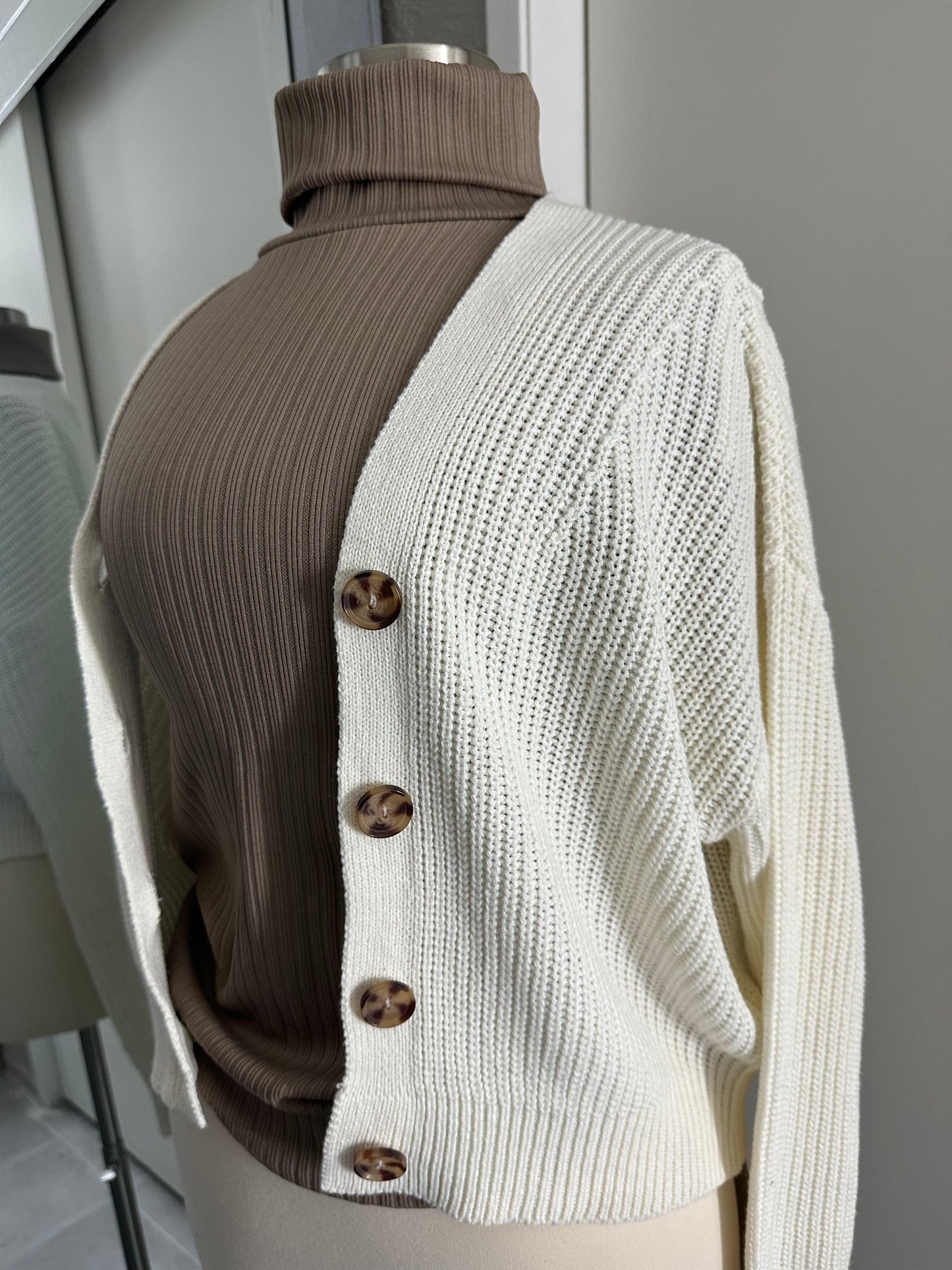 Ivory Cropped Cardigan